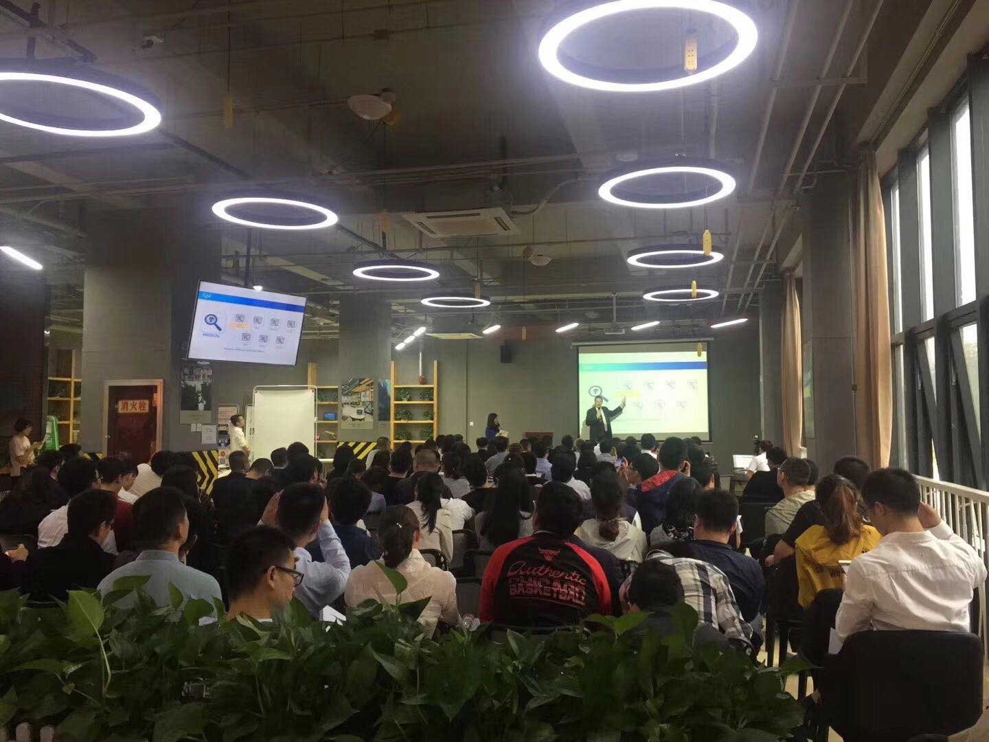 f70d1e0253831175e288c37e335f6315.jpg f70d1e0253831175e288c37e335f6315.jpg